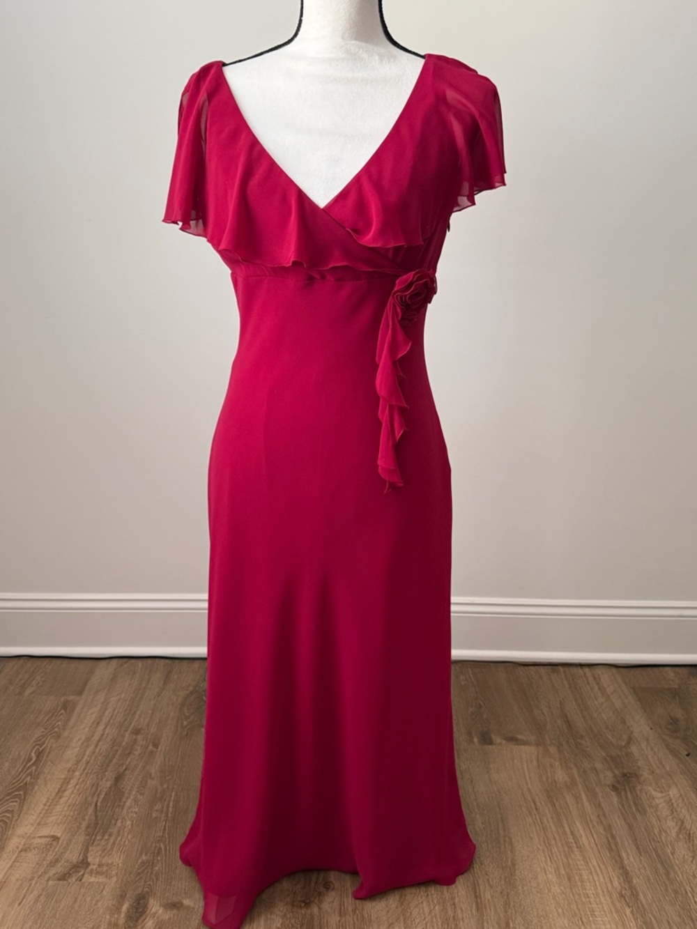 Liz Claiborne Elegant Flutter-Sleeve Burgundy Red Dress